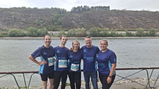 5 von 97 Läufern des Teams von Monte Mare: Jessica Kreyer (von links), Erik Schreibbauer, Jessica Kussmann, Michael Retterath, J