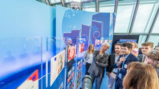 EZB stellt Entwürfe für künftige Euro-Banknoten vor EZB stellt Entwürfe für künftige Euro-Banknoten vor