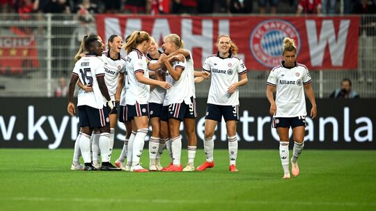 Die Fußballerinnen von Bayern München