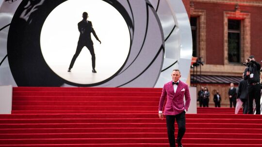 James-Bond-Suche in heißer Phase – viele Namen, wenig Fakten