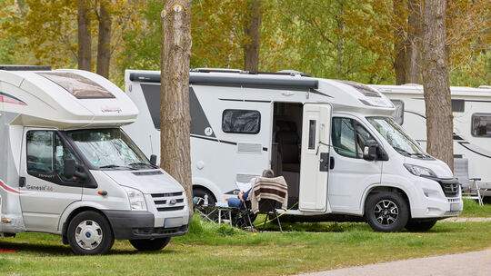 Camping ist beliebt, schöne Plätze sind gefragt. Das Buchungsportal camping.info hat die 100 gefragtesten Plätze dieser Saison e