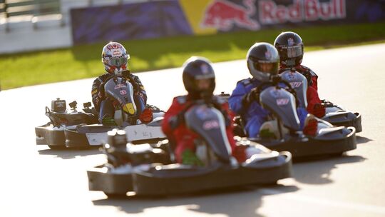 Max gegen 100 – Silverstone Max gegen 100 – Silverstone