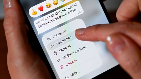 Weiterleitung privater Chat-Nachrichten an Dritte Weiterleitung privater Chat-Nachrichten an Dritte