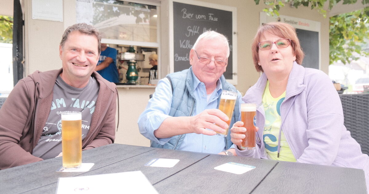 Life along the B9: The beer gardens along the Rhine are so diverse