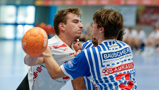 Bislang hat es für Tim Hemmerle (links) und HB Mülheim-Urmitz in dieser Regionalligasaison nicht zum Sieg gereicht – platzt der