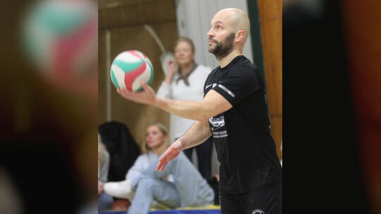Sebastian Scherer ist als Spielertrainer des SSVGH Idar-Oberstein mit einem Sieg in die Volleyball-Verbandsliga-Runde gestartet