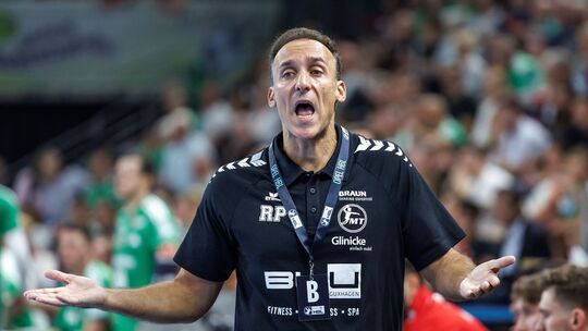 Roberto Garcia Parrondo Roberto Garcia Parrondo