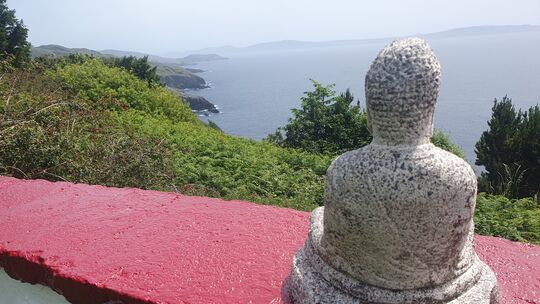 Ein buddhistisches Kloster gleich an der Westküste Irlands: Tiefenentspannt fährt man von der Beara-Halbinsel wieder weg.