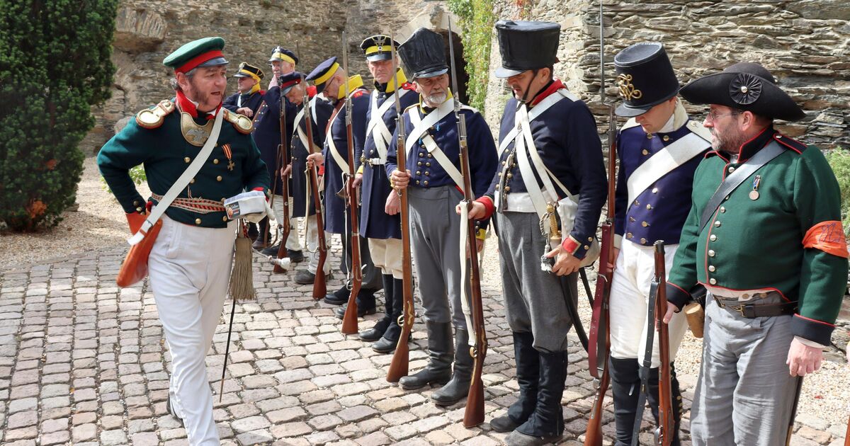 Battle at the Rhine crossing: The Prussians defy the cannon fire in Kaub