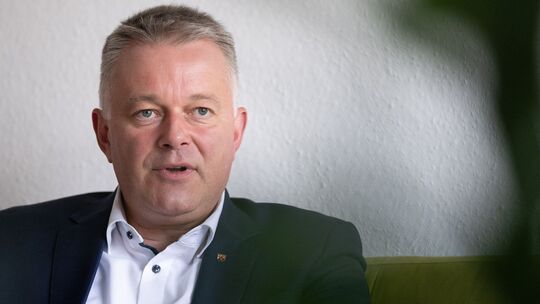 Gordon Schnieder Gordon Schnieder