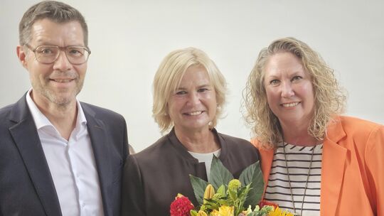 Petra Ender (Mitte) ist die neue ehrenamtliche Zweite Kreisbeigeordnete in Bad Kreuznach. Der Kreistag hat die 60-jährige Christ