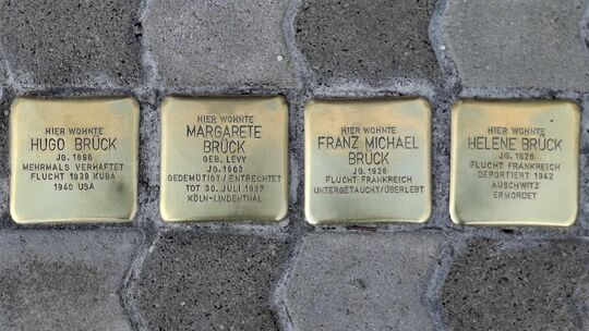 Stolpersteine, wie die der Familie Brück in Lützel, gibt es in Koblenz einige. Im Rahmen der Veranstaltungsreihe „Jüdisches Lebe
