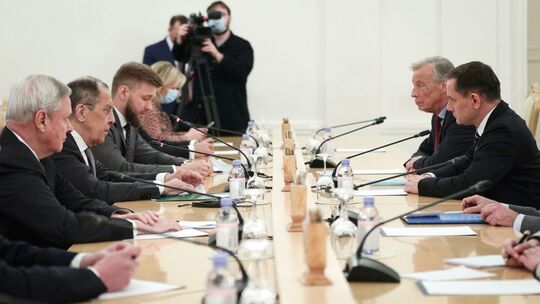 Russlands Außenminister Lawrow empfängt Mitglieder der AfD