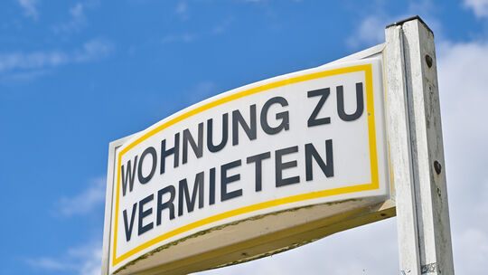 Private Eigentümer dominieren den Mietmarkt in Rheinland-Pfalz. Dies geht aus der repräsentativen Befragung von Haus & Grund her Private Eigentümer dominieren den Mietmarkt in Rheinland-Pfalz. Dies geht aus der repräsentativen Befragung von Haus & Grund her