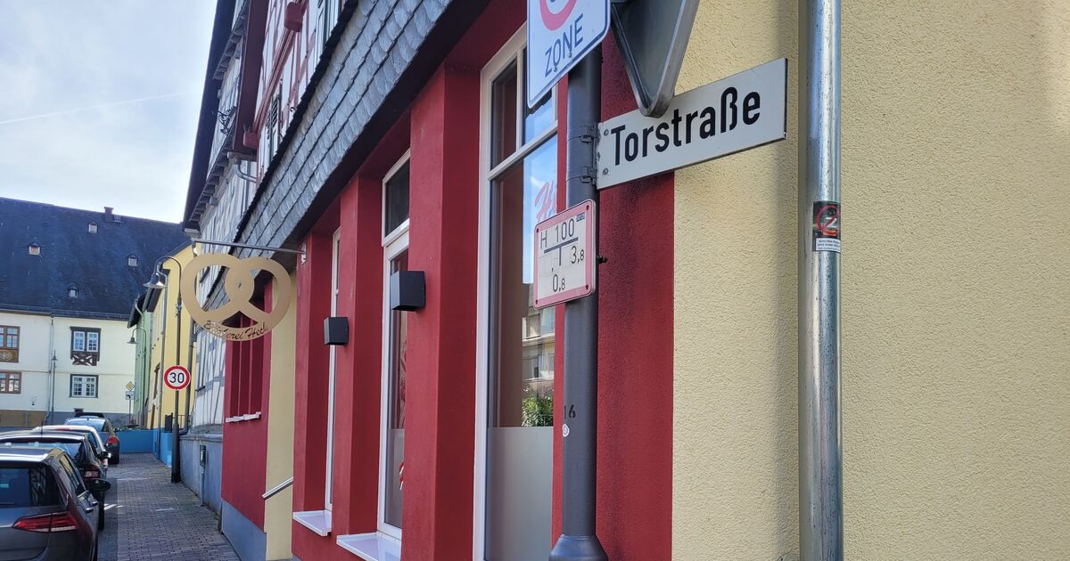 Woman survives knife attack: Brutal attack still on Kirberg the day after