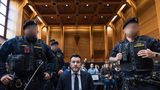 Verfahren gegen Benko wird teilweise neu verhandelt Verfahren gegen Benko wird teilweise neu verhandelt