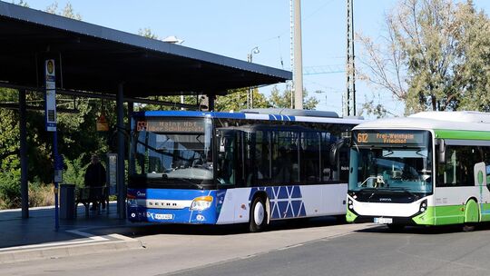 Ab Dezember 2027 wird der Ingelheimer Stadtbusverkehr von der KRN betrieben. Mit der Rotweinstadt kommt ein vierter Gesellschaft