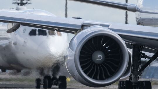 Per Flieger in den Urlaub: Normalerweise sollte die Reise mit Vorfreude verbunden sein.