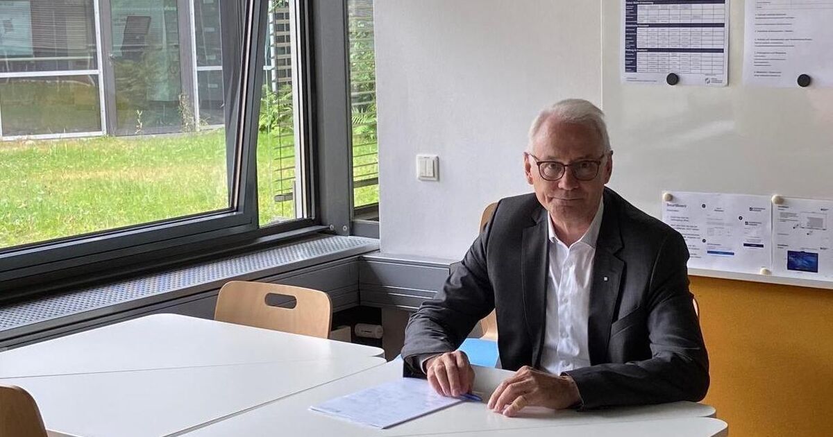 „Ich manage“ eine Hochschule: Karl Stoffel führt neben Remagen zwei ...