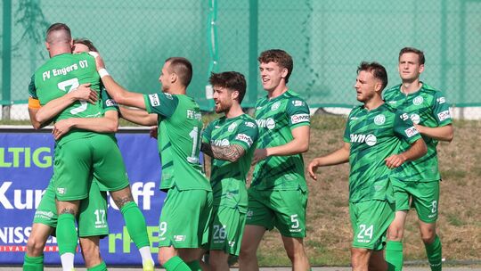 Im letzten Heimspiel gegen Pirmasens durfte der FV Engers zwar zwischendurch mal jublen wie hier beim 1:0, am Ende stand aber ei
