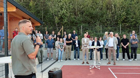 Ortsbürgermeister David Fuhrmann dankte allen für das große Engagement für den Wiederaufbau.