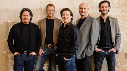 Das 1992 aus dem Leipziger Thomanerchor hervorgegangene Ensemble amarcord zählt zu den führenden Vokalensembles weltweit, am 26 Das 1992 aus dem Leipziger Thomanerchor hervorgegangene Ensemble amarcord zählt zu den führenden Vokalensembles weltweit, am 26