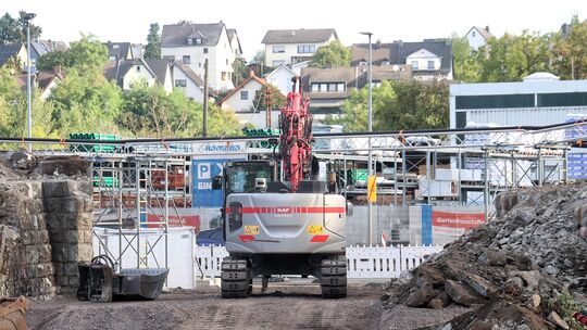 Die alte Unterführung an der La-Porte-Kreuzung wird möglichst bald zugebaut, nachdem die Eisenbahnbrücke jetzt entfernt wurde.