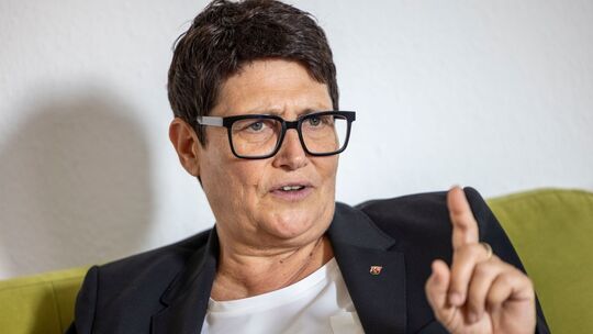 Christine Schneider (CDU) Christine Schneider (CDU)