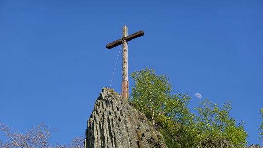Für den Druidenstein geht es am Wochenende bei der Wahl zum Naturwunder 2026 in den Endspurt. Bis einschließlich Sonntag, 27. Se