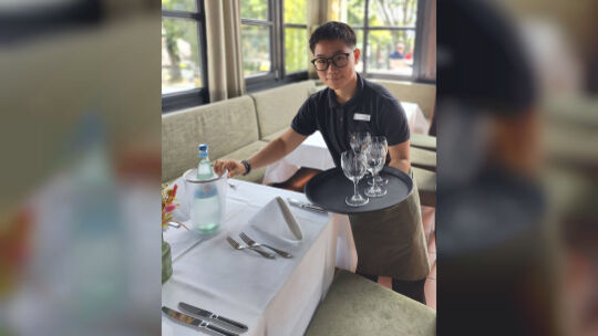 Hoang aus Vietnam ist einer der Neuen, die ihre Ausbildung Anfang August begonnen haben.