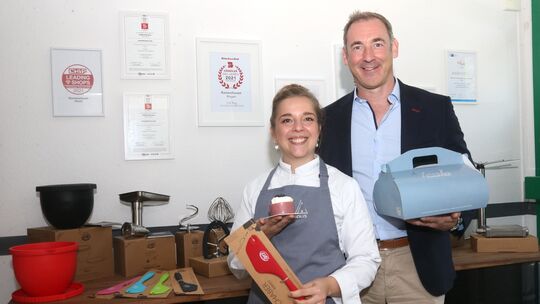 Bei Konditormeisterin Lucia Kranz und Daniel Ramershoven treffen traditionelles Handwerk und professionelles Zubehör aufeinander Bei Konditormeisterin Lucia Kranz und Daniel Ramershoven treffen traditionelles Handwerk und professionelles Zubehör aufeinander