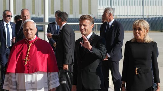 Papst Leo XIV. besucht Frankreich Papst Leo XIV. besucht Frankreich
