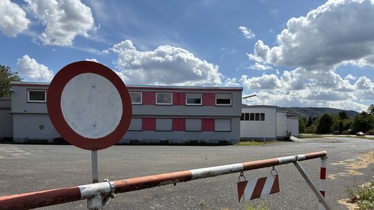 Das alte Stieffenhofer-Areal an der B416 in Koblenz-Güls gehörte in der betrieblichen Zeit zuletzt Continental Bakeries. Heute i