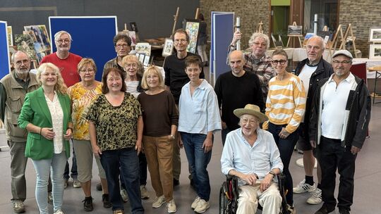 Während der Vorbereitungen für die Ausstellung ist dieses Gruppenbild entstanden.