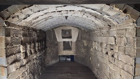Blick in einen der beiden Verbrennungsöfen: Im Jahr werden im Koblenzer Krematorium rund 2400 Einäscherungen vorgenommen.