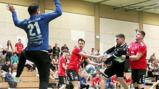 Das Wellinger Torhüter-Gespann (hier Michael Eultgen im Spiel gegen Koblenz) konnte gegen die Dauner Offensive nicht viel ausric