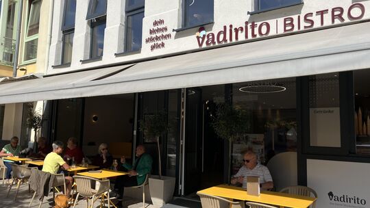 Das Vadirito-Bistro am Bad Kreuznacher Kornmarkt hat seit rund drei Monaten geöffnet. Die Plätze sind in der Regel gut belegt, m