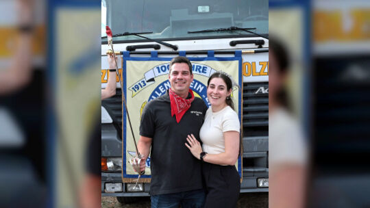 Tobias Bohn und Leona Adriany sind das Hahnekönigspaar 2026/27.