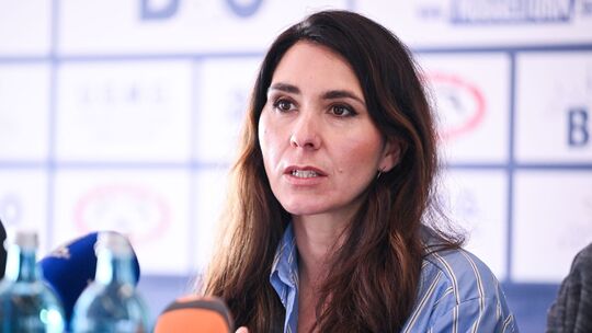 Nadine Seidenglanz. Nadine Seidenglanz.
