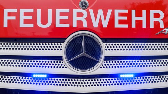 Die Feuerwehr musste zu einem Fahrzeugbrand ausrücken.