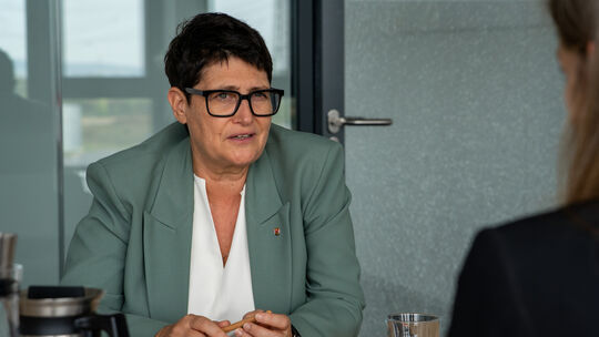 Christine Schneider, Ministerin für Landwirtschaft, Weinbau, Umwelt und Forsten des Landes Rheinland-Pfalz, will das Jagdrecht i