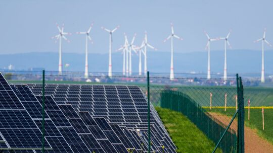 Erneuerbare Energien Erneuerbare Energien