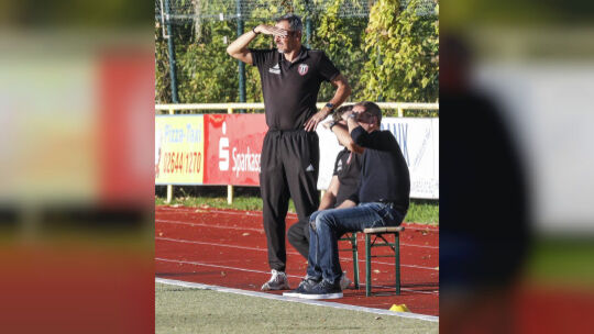 Acht Jahre ist es her, dass Paul Becker den VfB Linz in einem Heimspiel gegen 
Hochwald betreute, damals – im Oktober 2018 – sie