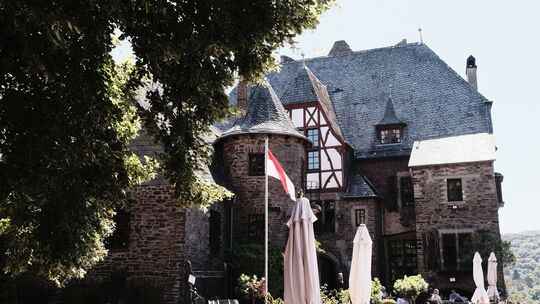 Die Burg Arras ist seit 1984 im Besitz der Familie Keuthen.