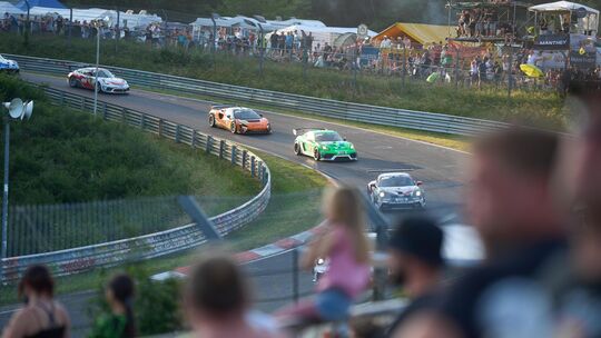 Der Nürburgring ist die beliebteste deutsche Sehenswürdigkeit von Gen Z. Dass die Eifel-Rennstrecke bei jungen Menschen sehr prä