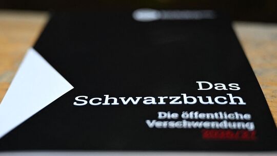 Bund der Steuerzahler veröffentlicht Schwarzbuch 2026/27 Bund der Steuerzahler veröffentlicht Schwarzbuch 2026/27
