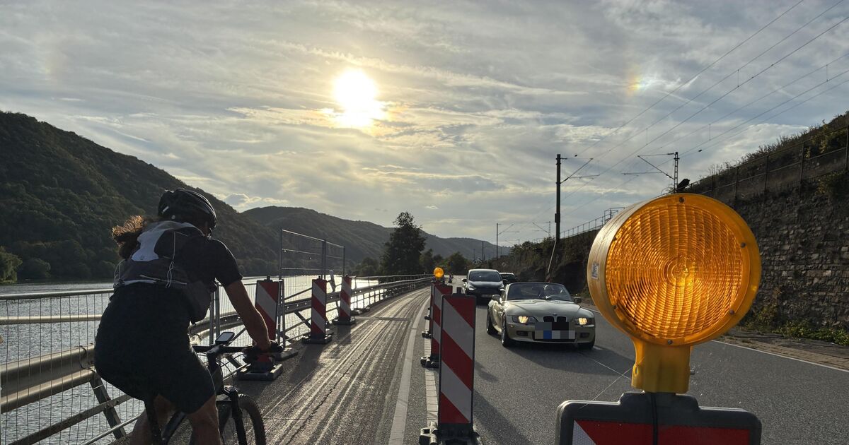 Accident damage to guardrail: 30 km/h speed limit on B49 near Pommern: ...