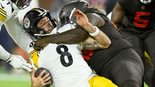 Cleveland Browns - Pittsburgh Steelers Cleveland Browns - Pittsburgh Steelers