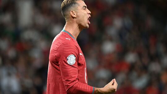 Cristiano Ronaldo Cristiano Ronaldo