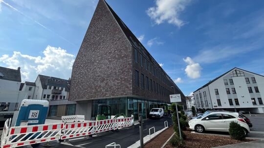 Die letzten Bauarbeiten am VG-Rathaus sind im Gange. Im November soll die Verwaltung umziehen.